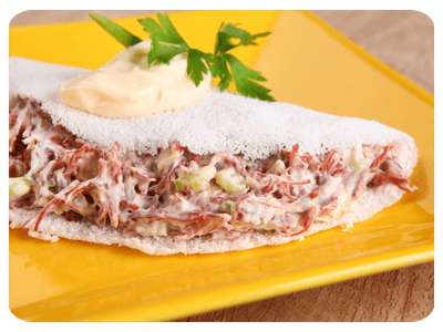 TAPIOCA DE FRANGO DESFIADO